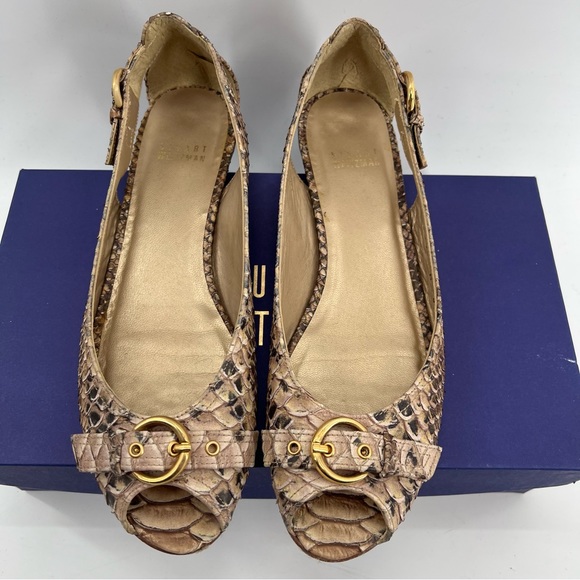 Stuart Weitzman Flats Shoes Neutral Beige Peep Toe Sz 8 N Slip On Cut Out Buckle - Picture 4 of 10